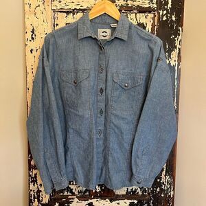 Women’s Vintage Chaus Sport Aztec button down. Size L.